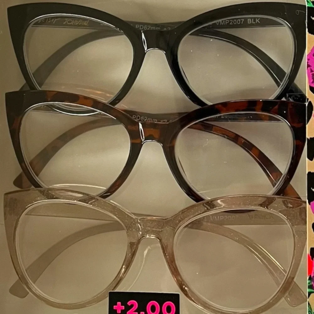 Betsey Johnson 3 Set Reading Cat Eye Glasses 2.00 Black Tortoise Shell Clear Set